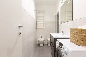 Moscova Modern Apartment