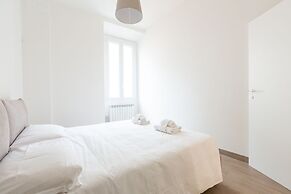 Moscova Modern Apartment