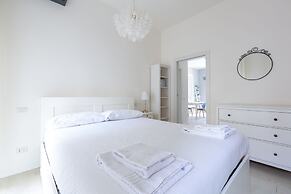 Porta Volta Bright and Roomy Flat