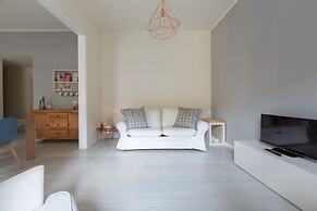 Porta Volta Bright and Roomy Flat