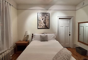 Stirling House Bed & Breakfast