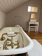 Stirling House Bed & Breakfast