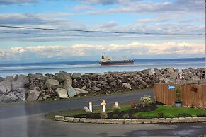 Saltwater Inn