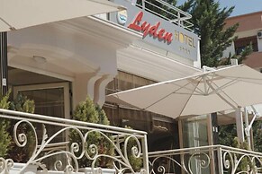 Lyden Hotel