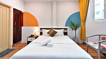 HANZ Cosmos Central Hotel