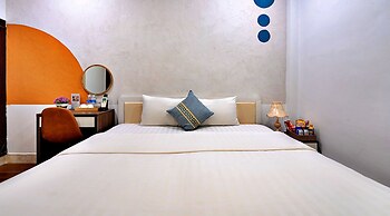 HANZ Cosmos Central Hotel