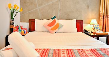 HANZ Cosmos Central Hotel