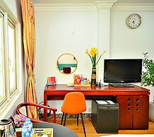 HANZ Cosmos Central Hotel