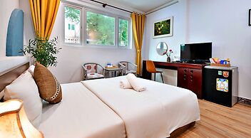 HANZ Cosmos Central Hotel