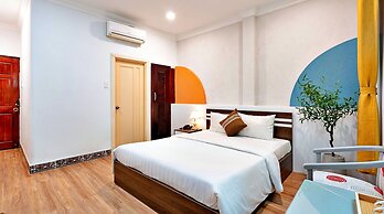 HANZ Cosmos Central Hotel