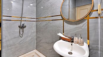 HANZ Cosmos Central Hotel