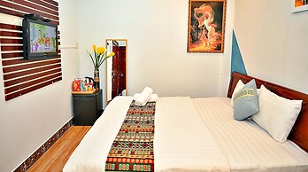 HANZ Cosmos Central Hotel