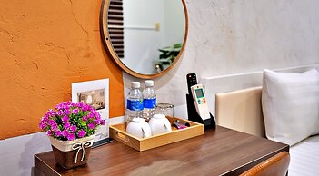 HANZ Cosmos Central Hotel