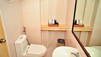 HANZ Cosmos Central Hotel