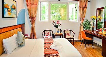 HANZ Cosmos Central Hotel