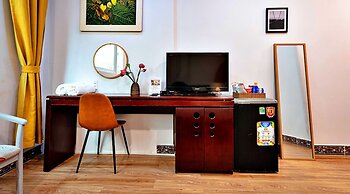 HANZ Cosmos Central Hotel