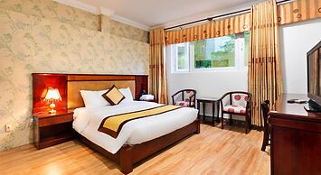 HANZ Cosmos Central Hotel