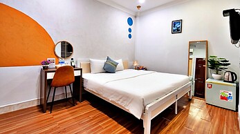 HANZ Cosmos Central Hotel