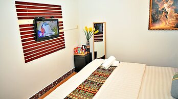 HANZ Cosmos Central Hotel