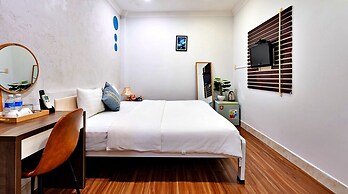 HANZ Cosmos Central Hotel