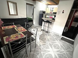 Aparta Suites Torre De Prado