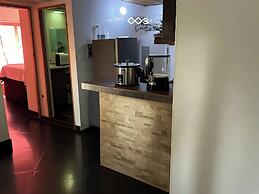 Aparta Suites Torre De Prado