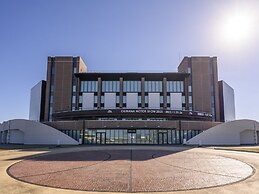 &Monde. Okinawa Arena Condominium