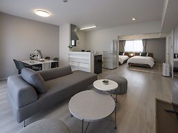 &Monde. Okinawa Arena Condominium