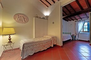 Gli Spilocchi 16 Emma Villas