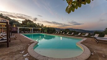 Residenza Collefiorito 26 Emma Villas