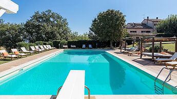 Residenza Collefiorito 26 Emma Villas