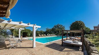 Residenza Collefiorito 26 Emma Villas