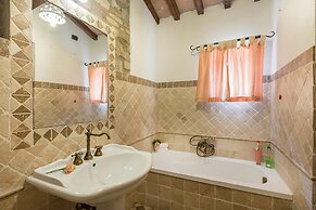 Residenza Collefiorito 26 Emma Villas