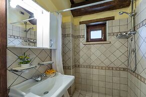 Residenza Collefiorito 26 Emma Villas