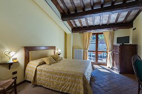 Residenza Collefiorito 26 Emma Villas