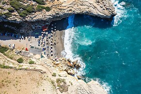 Villa Red Sunset by Estia