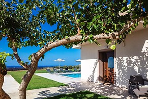 Villa Red Sunset by Estia