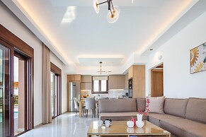 Villa Red Sunset by Estia