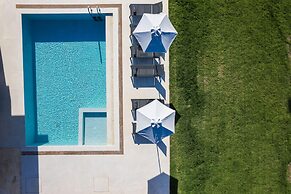 Villa Red Sunset by Estia