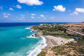 Villa Red Sunset by Estia