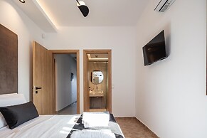 Villa Red Sunset by Estia