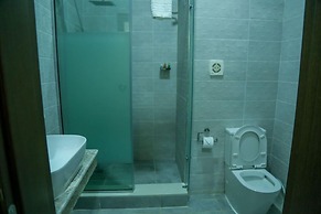 Stratton 38 Asokoro