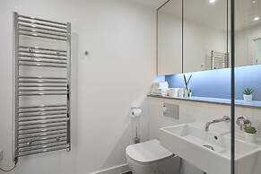 Immaculate 2-bed Apartment in London