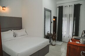 Omenco Hotel Nuwaraeliya