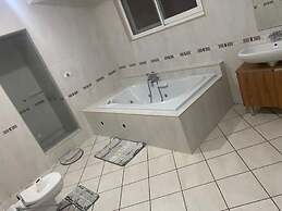 Trassaco Valley 5 Bedrooms mansion