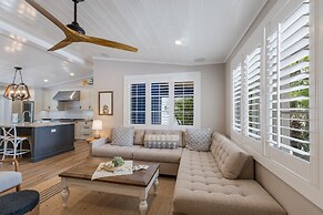 The Shady Mermaid 2 Bedroom Home by RedAwning
