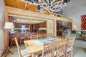 Big Sky Condo w/ Mountain Views < 1 Mi to Resort!