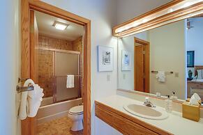 Big Sky Condo w/ Mountain Views < 1 Mi to Resort!