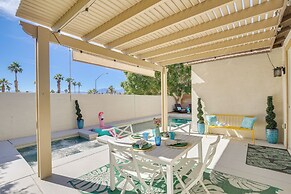 6 Mi to Empire Polo Club: Indio Home w/ Grill!