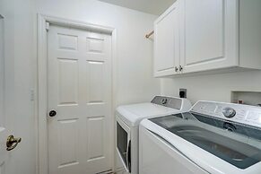 Canal-front Cape Coral Home w/ Saltwater Pool!